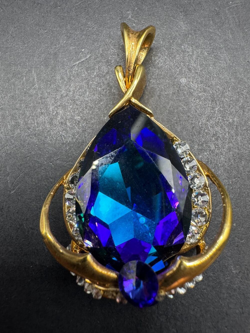 Vintage Gold Tone Blue Sapphire Tear Drop Pendant With Clear Rhinestone 31.7mm